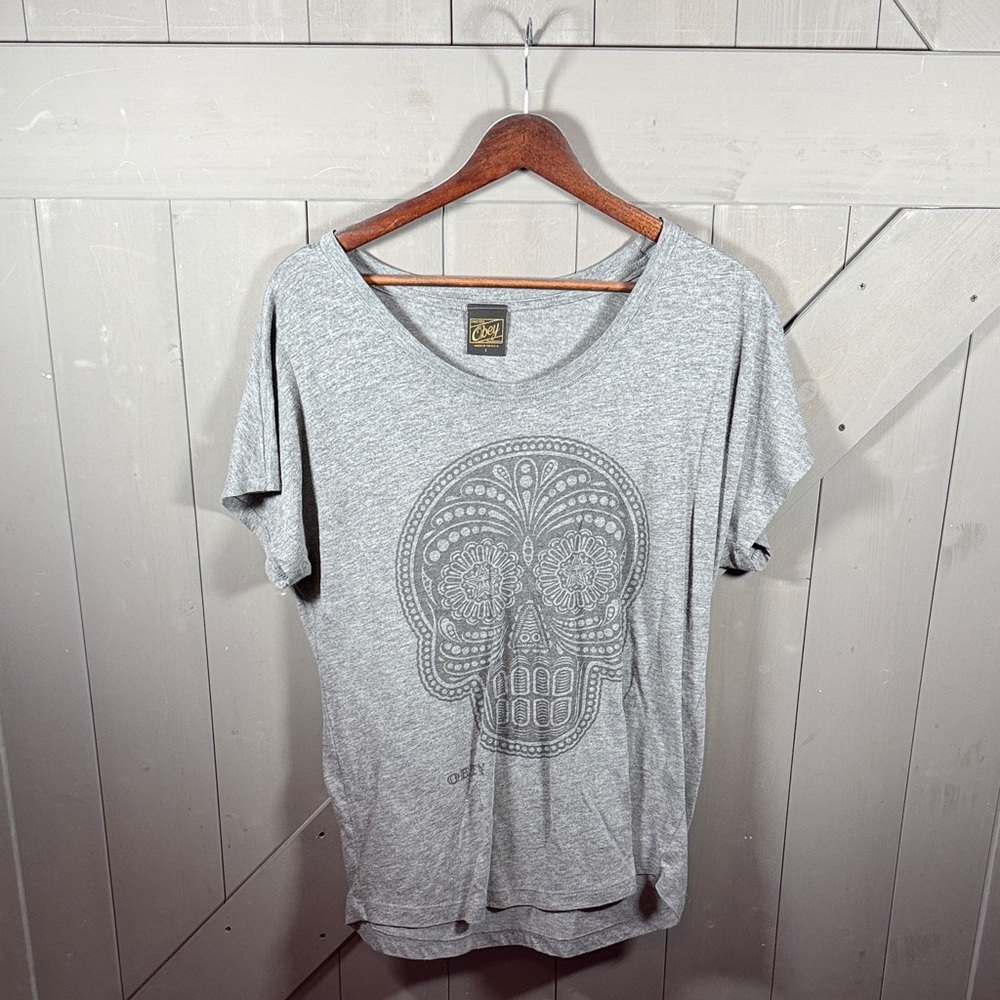 Obey- Oversized  Flowey Skull Graphic Women's Top